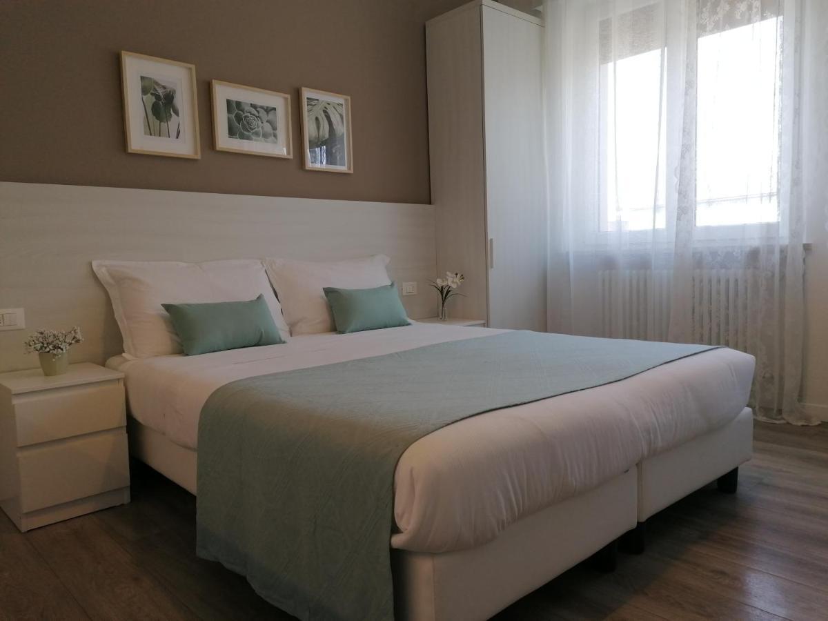 Hotel Bed Da Anna Peschiera del Garda Exterior foto