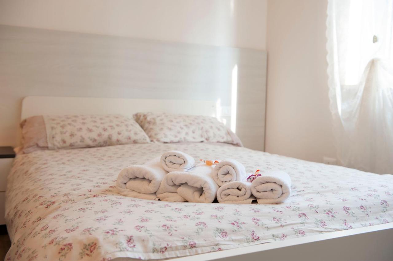 Hotel Bed Da Anna Peschiera del Garda Exterior foto